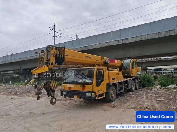 Buy XCMG 25K5 Used Crane / 1